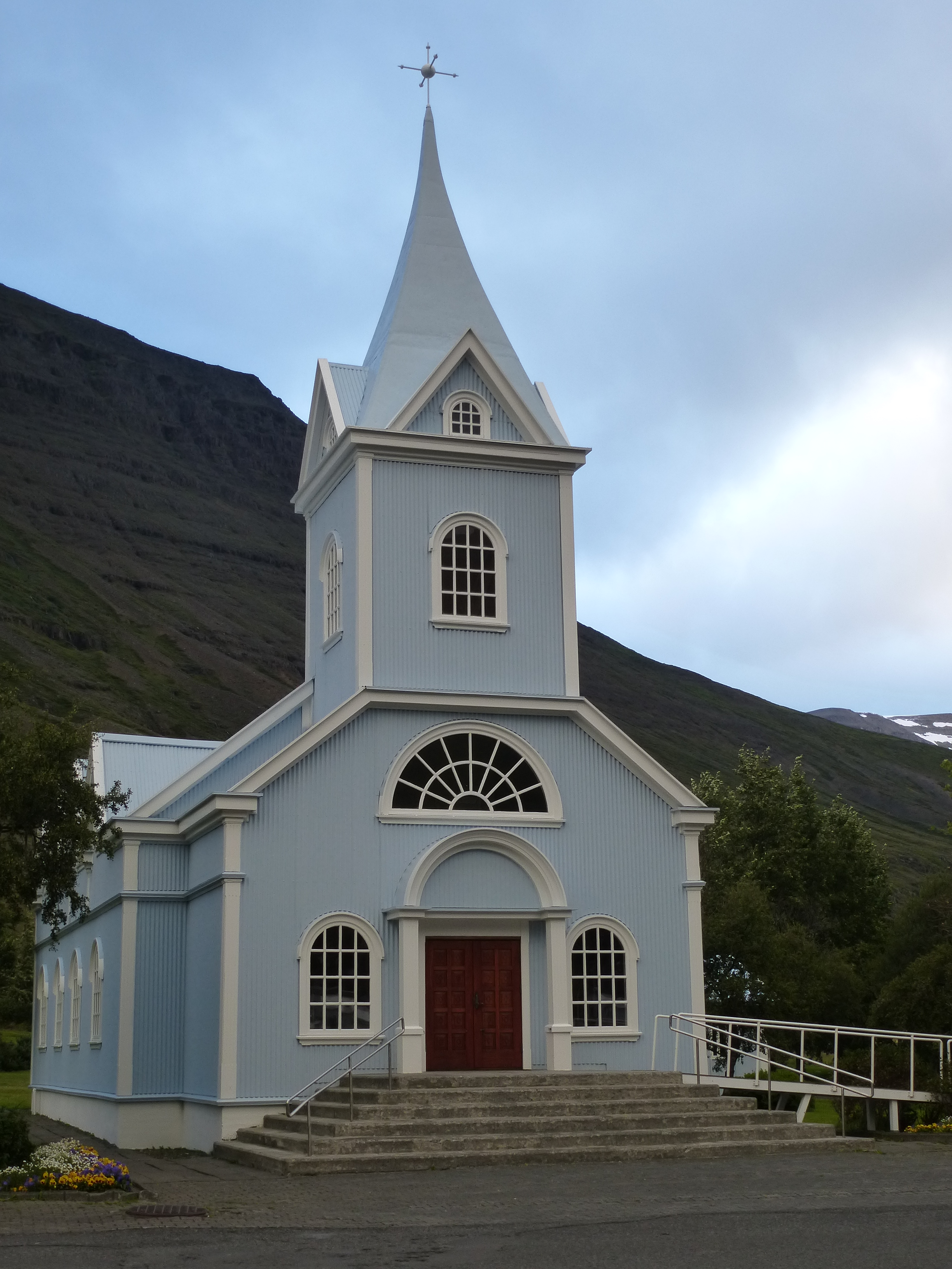 Kerk in Seyðisfjörður