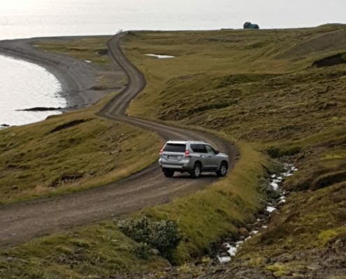 IJsland inspiratie studiereis onderweg op een verlaten stuk